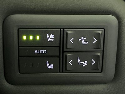 2025 Toyota ALPHARD 照片 30