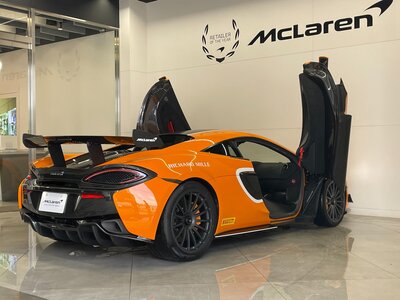 صورة 14 لـ 2020 Mclaren 620R
