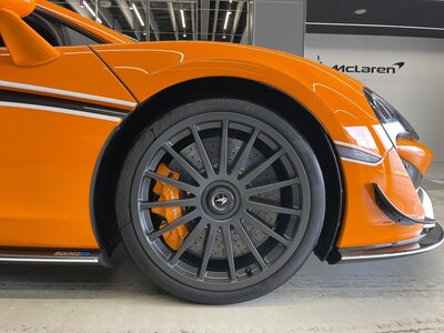 صورة 15 لـ 2020 Mclaren 620R