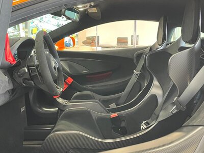 صورة 45 لـ 2020 Mclaren 620R