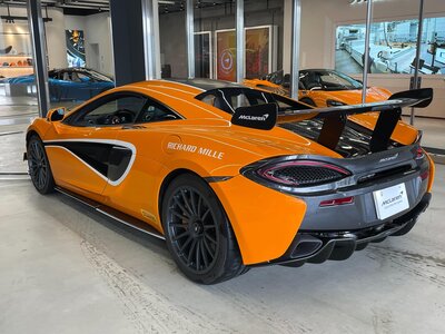 صورة 23 لـ 2020 Mclaren 620R