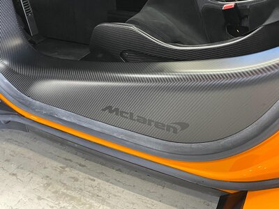 صورة 63 لـ 2020 Mclaren 620R