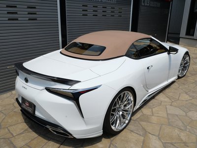 صورة 18 لـ 2020 Lexus LC CONVERTIBLE