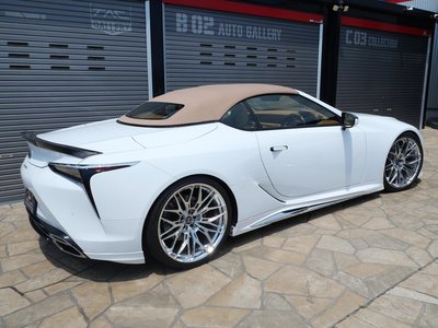 صورة 14 لـ 2020 Lexus LC CONVERTIBLE
