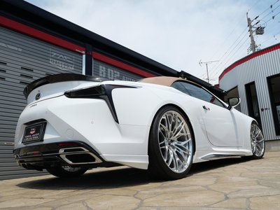 صورة 16 لـ 2020 Lexus LC CONVERTIBLE