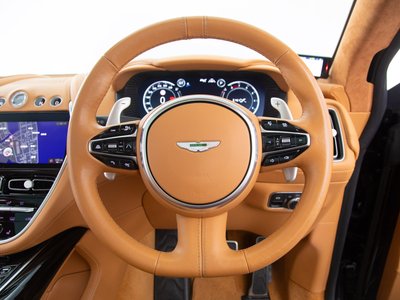 2022 Aston Martin DBX — миниатюра 52