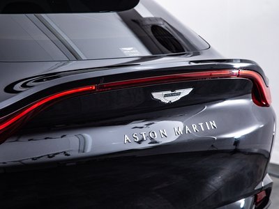 2022 Aston Martin DBX — миниатюра 36
