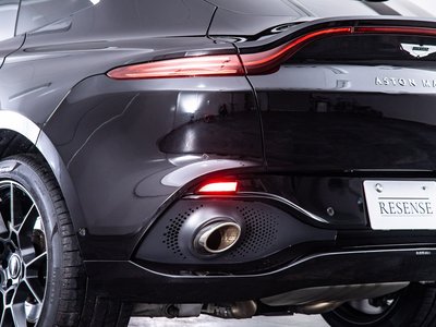 2022 Aston Martin DBX — миниатюра 34