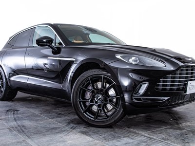 2022 Aston Martin DBX — миниатюра 16
