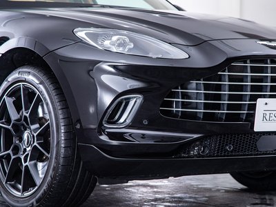 2022 Aston Martin DBX — миниатюра 24