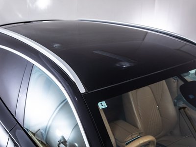 2022 Aston Martin DBX — миниатюра 27