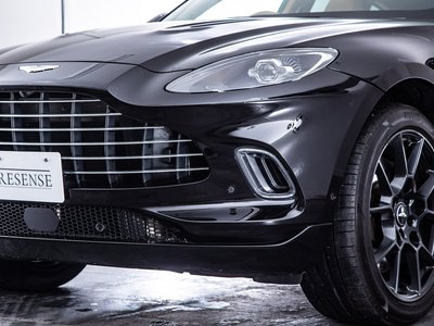 2022 Aston Martin DBX — миниатюра 20