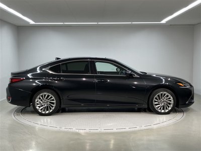 2023 Lexus ES photo 4