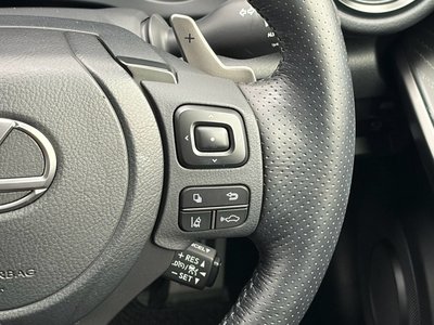 2025 Lexus IS thumbnail 22