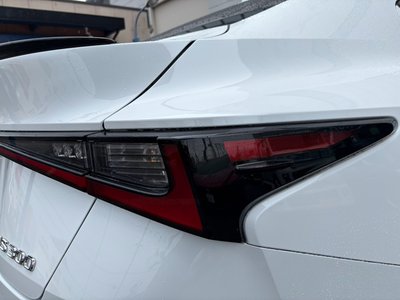 2025 Lexus IS thumbnail 34