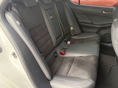 2025 Lexus IS photo 11