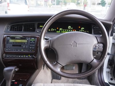 1993 Toyota CROWN MAJESTA — фото 4