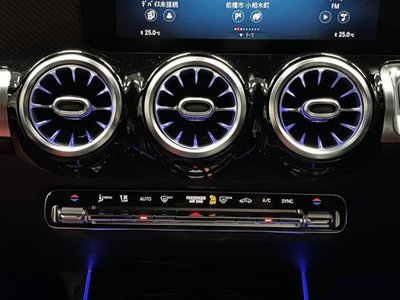 2021 Mercedes-BENZ GLB AMG 照片 25
