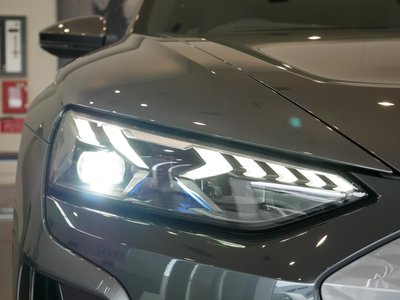 2025 AUDI E-TRON GT QUATTRO thumbnail 70