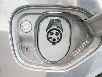 2025 AUDI E-TRON GT QUATTRO thumbnail 78