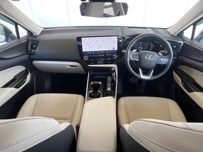 صورة مصغرة 2 لـ 2025 Lexus NX