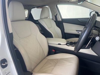 صورة مصغرة 10 لـ 2025 Lexus NX