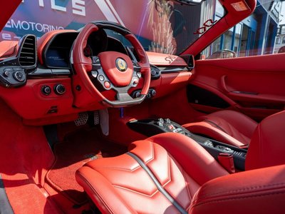 2014 Ferrari 458 SPIDER 照片 15