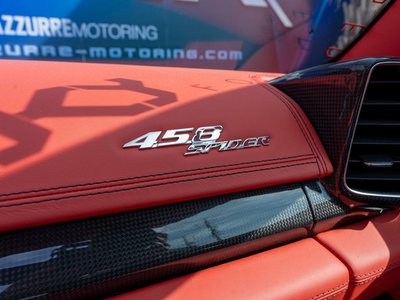 صورة مصغرة 42 لـ 2014 Ferrari 458 SPIDER