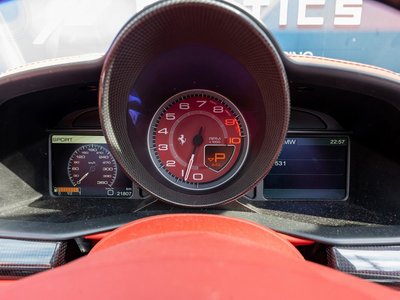 صورة مصغرة 43 لـ 2014 Ferrari 458 SPIDER