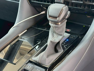 2024 Toyota ALPHARD — фото 101