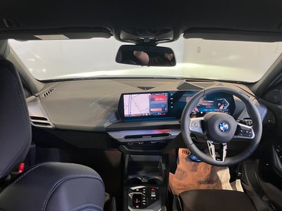 2025 BMW 1 SERIES 照片 5
