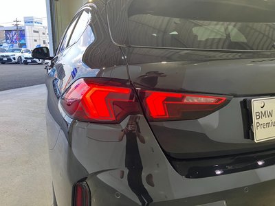 2025 BMW 1 SERIES 照片 14