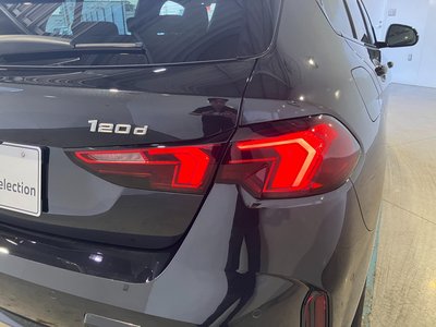 2025 BMW 1 SERIES 照片 15