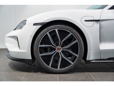 2026 Porsche TAYCAN 缩略图 10