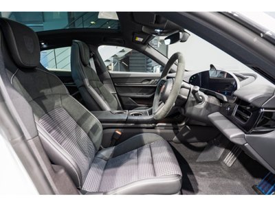 2026 Porsche TAYCAN 缩略图 3