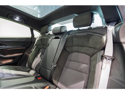 2026 Porsche TAYCAN 缩略图 16