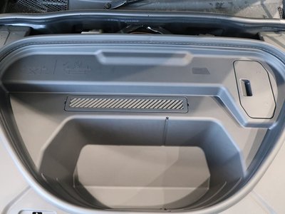 صورة 21 لـ 2025 AUDI Q6 E-TRON