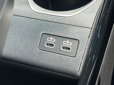 2025 BMW X1 photo 8
