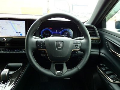 صورة 13 لـ 2023 Toyota CROWN SPORT