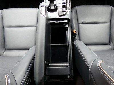 صورة 9 لـ 2023 Toyota CROWN SPORT