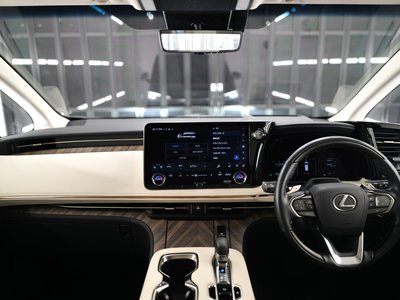 2024 Lexus LM 照片 23
