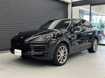 2019 Porsche CAYENNE photo 3
