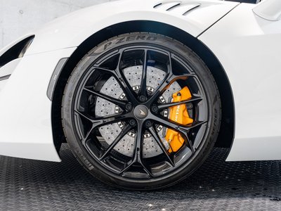 صورة 14 لـ 2026 Mclaren ARTURA SPIDER