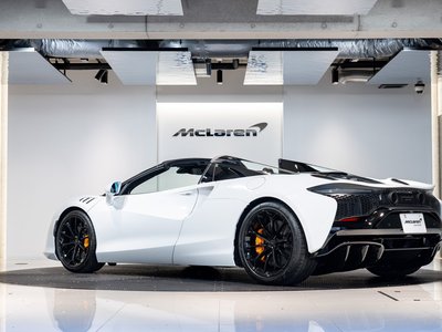 صورة 9 لـ 2026 Mclaren ARTURA SPIDER