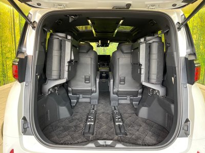 2024 Toyota ALPHARD 缩略图 31