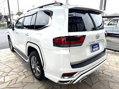 صورة 9 لـ 2024 Toyota LAND CRUISER 300