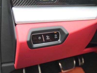 2020 Lamborghini URUS — миниатюра 15