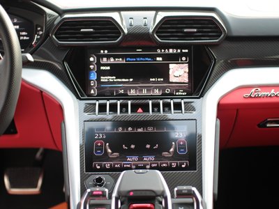 2020 Lamborghini URUS — миниатюра 13