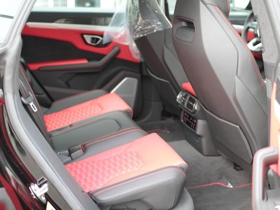 2020 Lamborghini URUS — миниатюра 31