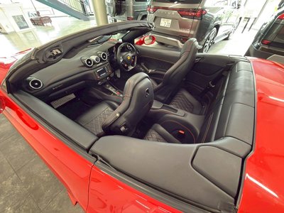 2016 Ferrari CALIFORNIA T 照片 14